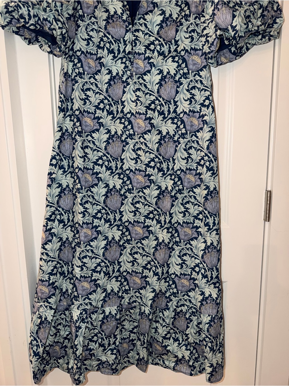 Hyacinth House Dresses | Multi Blue Leafy Floral Mimi Midi Dress - Picture 7 of 8